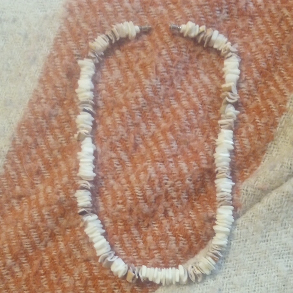 Elegant Shell Necklace